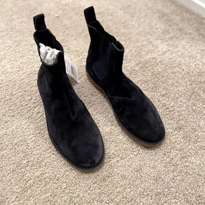 Bottega veneta Chelsea boots new without box